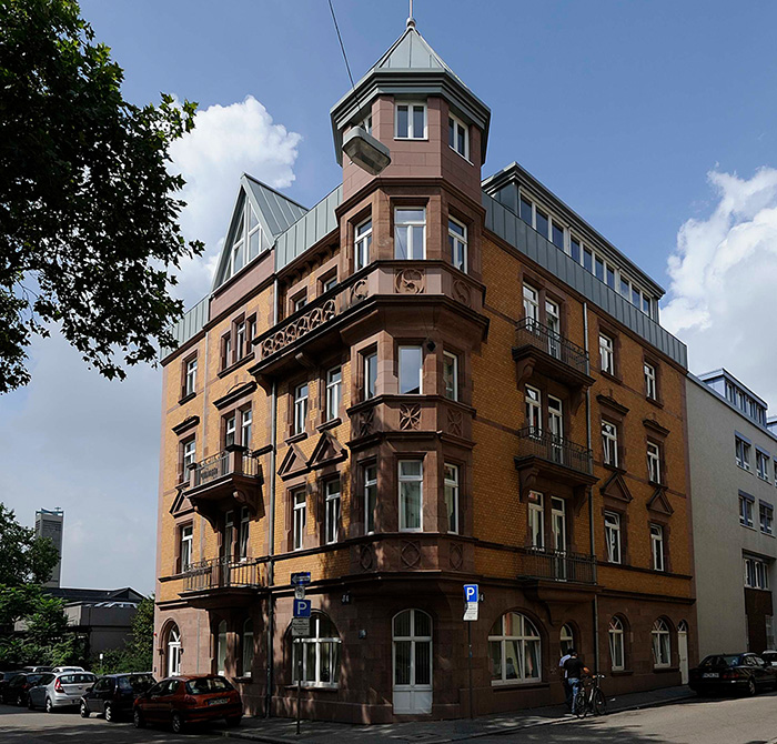 Gebäude in J 4